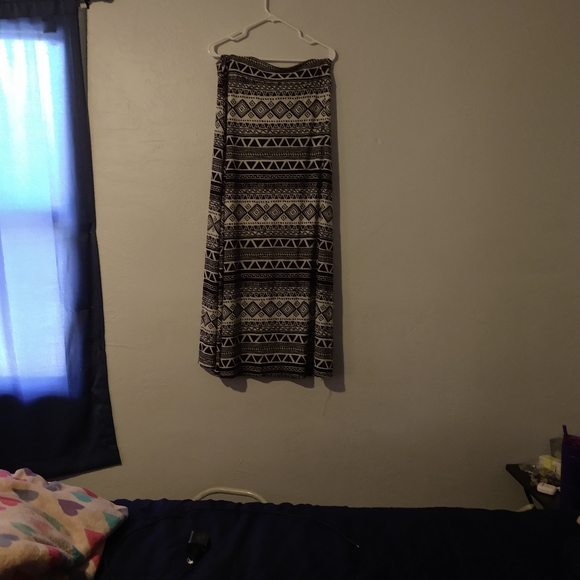 Summer and fall dresses - Picture 16 of 16